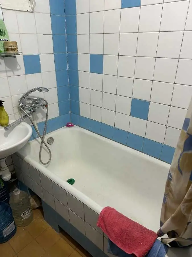 Фото Продаю 2 кімнатну квартиру, 46 кв. м, Волинська вул.  Київ, ціна: 40000 USD, код 8207