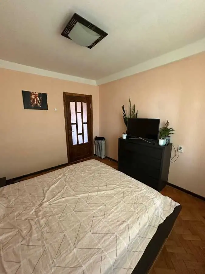 Фото Продаю 3 кімнатну квартиру, 56 кв. м, Марка Безручка вул. (Бабушкіна) 23а Київ, ціна: 68000 USD, код 8209