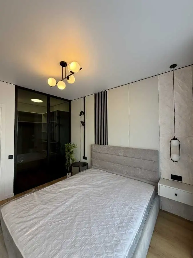 Фото Продаю 1 кімнатну квартиру, 31 кв. м, Інститутська вул.  Гатне, ціна: 69500 USD, код 8233