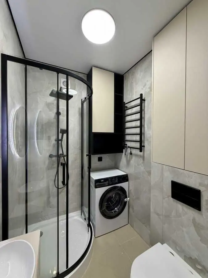 Фото Продаю 1 кімнатну квартиру, 31 кв. м, Інститутська вул.  Гатне, ціна: 69500 USD, код 8233