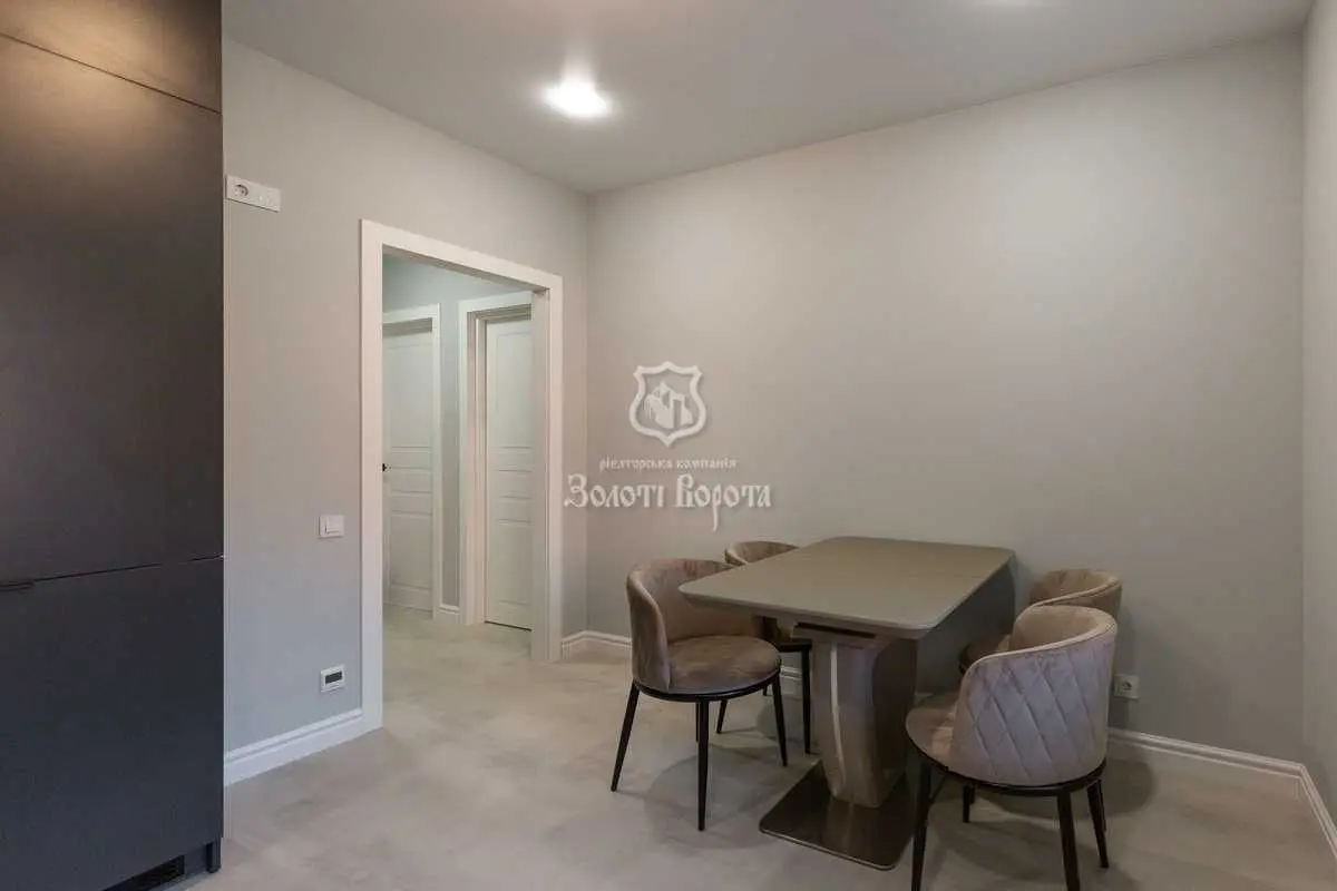 Фото Продаю 2 кімнатну квартиру, 49.5 кв. м, Щаслива вул.  Софіївська Борщагівка, ціна: 96000 USD, код 8235