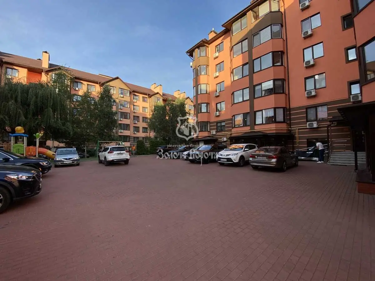 Фото Продаю 2 кімнатну квартиру, 49.5 кв. м, Щаслива вул.  Софіївська Борщагівка, ціна: 96000 USD, код 8235