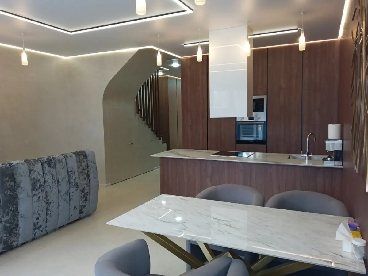Фото Продаю дом, 150 кв. м, 61-я Садовая ул.  Киев, цена: 185000 $, код 8236
