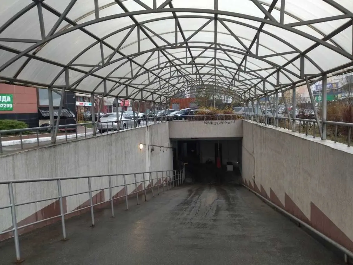 Фото Продаю паркінг, гараж, 14.4 кв. м, Олександра Мишуги вул. 8 Київ, ціна: 20000 USD, код 8237