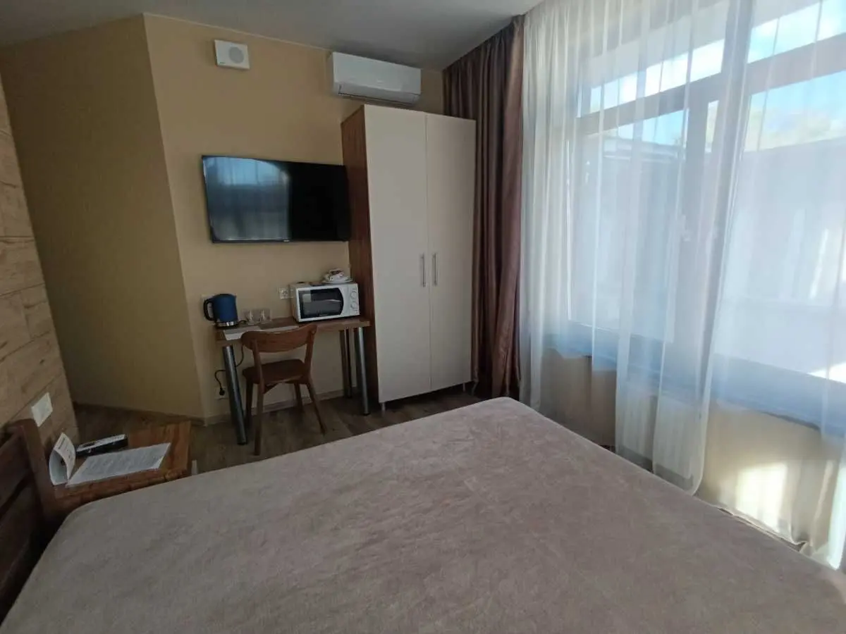 Фото Rent a 1-room apartment, Uspenskyi Lane  Odesa for long-term rent, price: 8000 UAH, code 8238