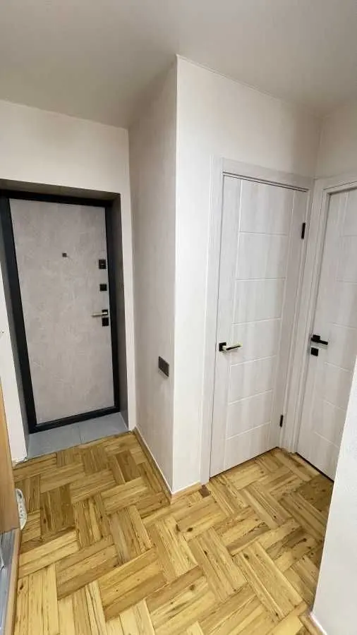 Фото Продаю 2 кімнатну квартиру, 64.2 кв. м, 29 Дніпро, ціна: 70000 USD, код 8243