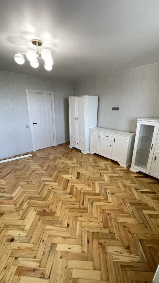 Фото Продаю 2 кімнатну квартиру, 64.2 кв. м, 29 Дніпро, ціна: 70000 USD, код 8243