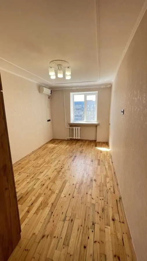 Фото Продаю 2 кімнатну квартиру, 64.2 кв. м, 29 Дніпро, ціна: 70000 USD, код 8243