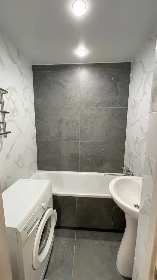 Фото Продаю 2 кімнатну квартиру, 64.2 кв. м, 29 Дніпро, ціна: 70000 USD, код 8243