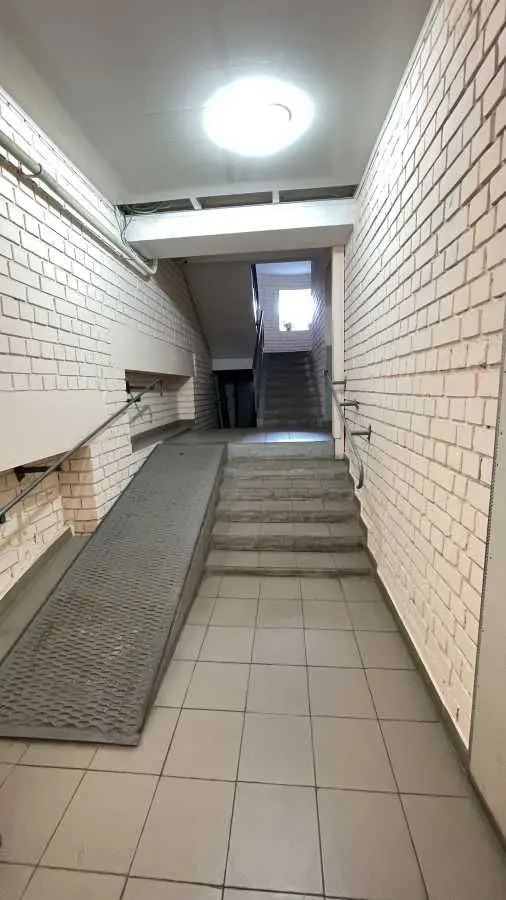 Фото Продаю 2 кімнатну квартиру, 64.2 кв. м, 29 Дніпро, ціна: 70000 USD, код 8243