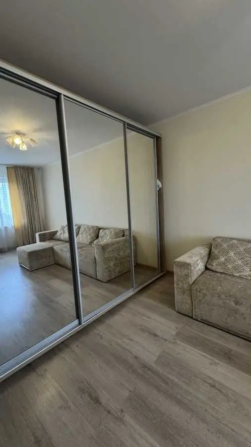 Фото Продаю 1 кімнатну квартиру, 37 кв. м, Софії Русової вул.  Київ, ціна: 64500 USD, код 8244