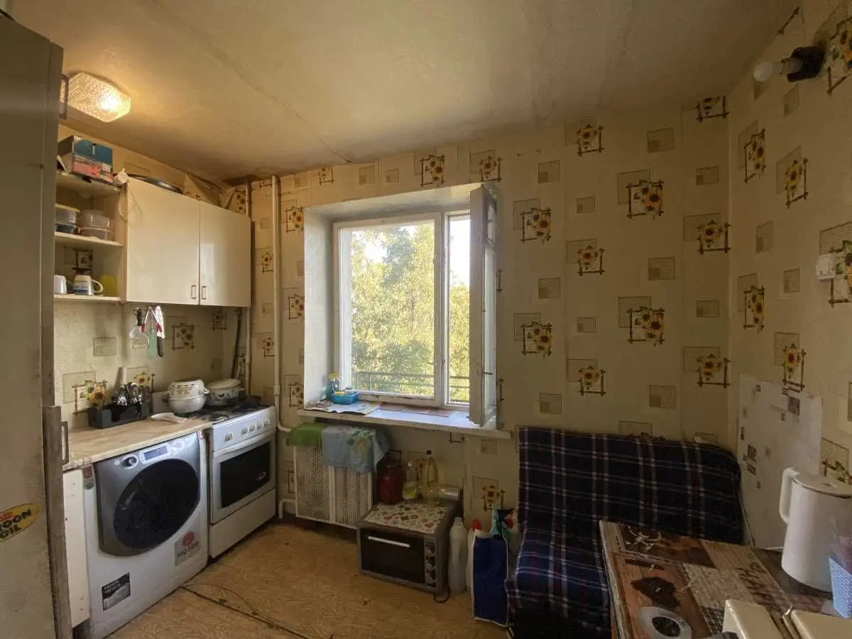 Фото Продаю 1 кімнатну квартиру, 45 кв. м, Алматинська вул. (Алма-Атинська) 34 Київ, ціна: 35000 USD, код 8245