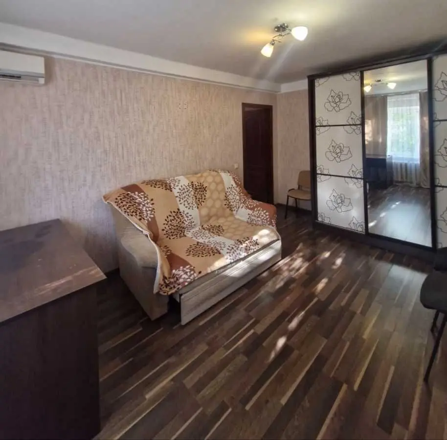 Фото Rent a 2-room apartment, Heroiv Sevastopolia Street 3а Kyiv for long-term rent, price: 15000 UAH, code 8247