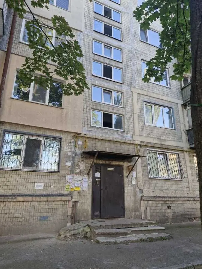 Фото Rent a 2-room apartment, Heroiv Sevastopolia Street 3а Kyiv for long-term rent, price: 15000 UAH, code 8247