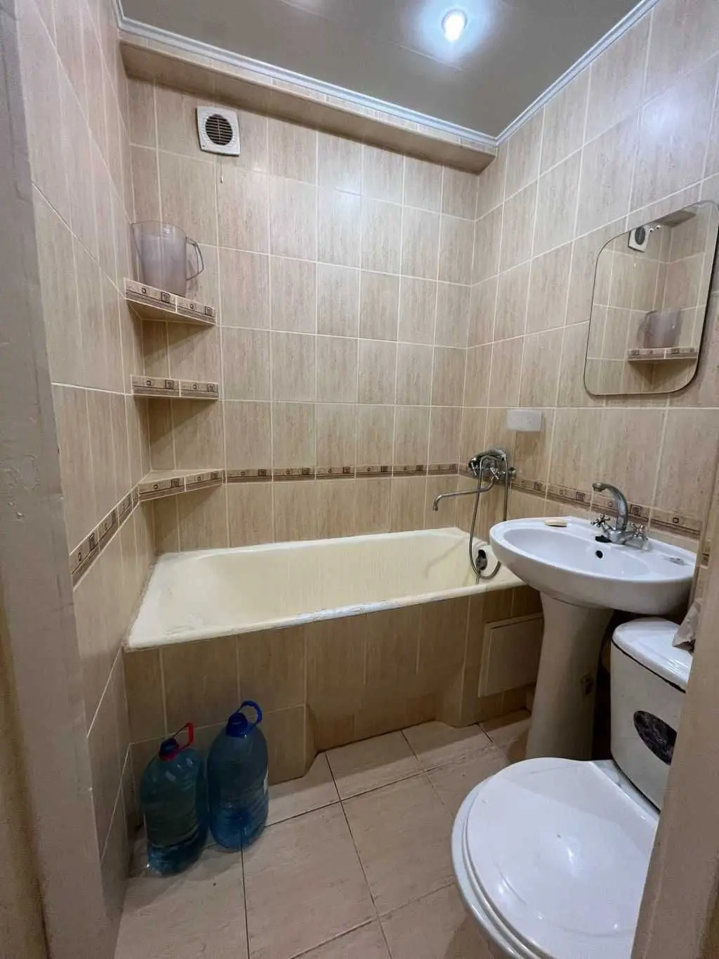 Фото Selling a 1-room apartment, 28 sq.m., Akademika Tupolieva Street  Kyiv, price: 34500 USD, code 8250