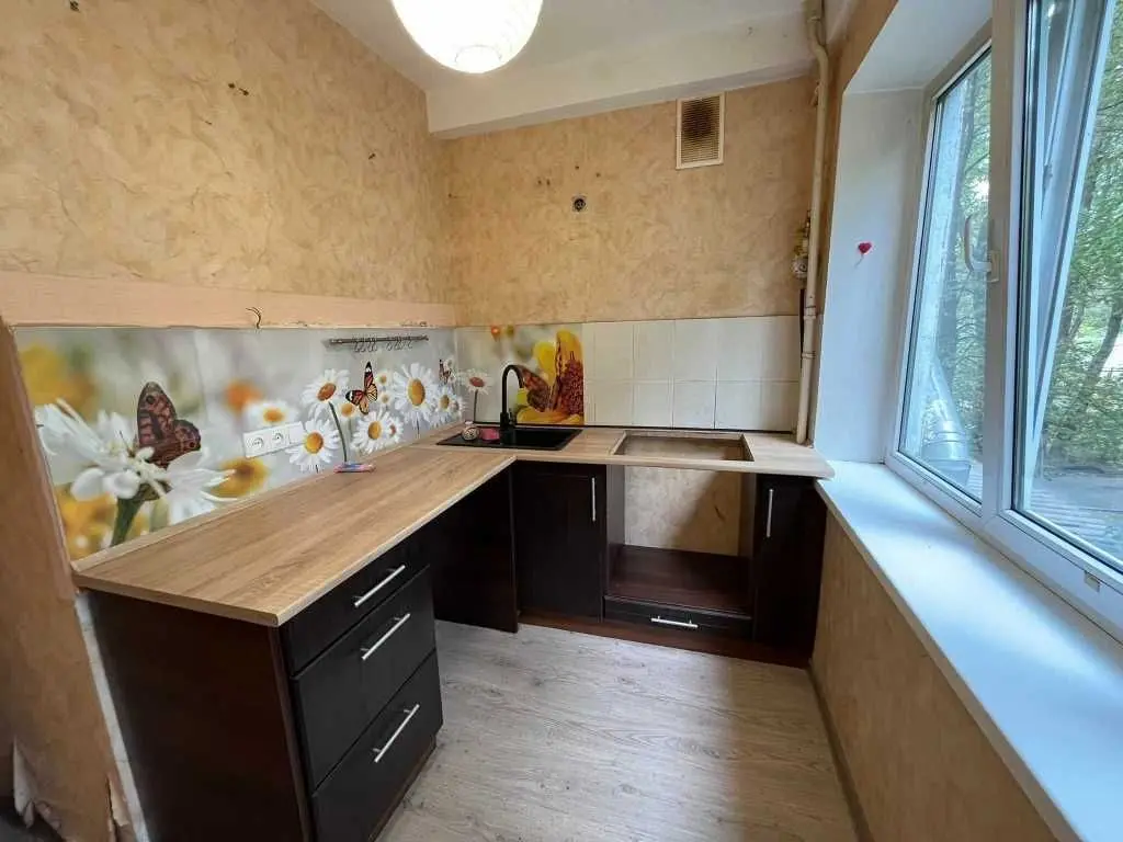 Фото Selling a 1-room apartment, 28 sq.m., Akademika Tupolieva Street  Kyiv, price: 34500 USD, code 8250