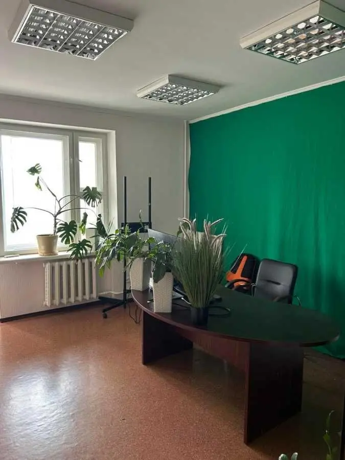 Фото Продаю офис, 120 кв. м, Петра Болбочана ул. (Командарма Каменева) 4а Киев, цена: 204000 USD, код 8258