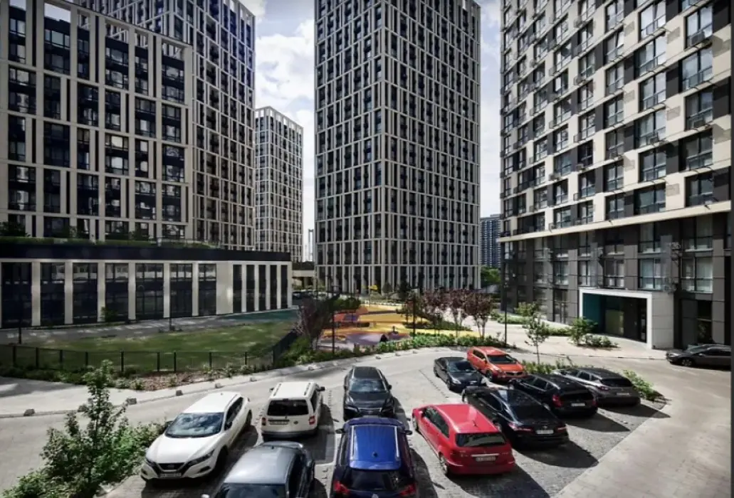Фото Selling a 1-room apartment, 43 sq.m., Zarichna Street  Kyiv, price: 80000 $, code 8270