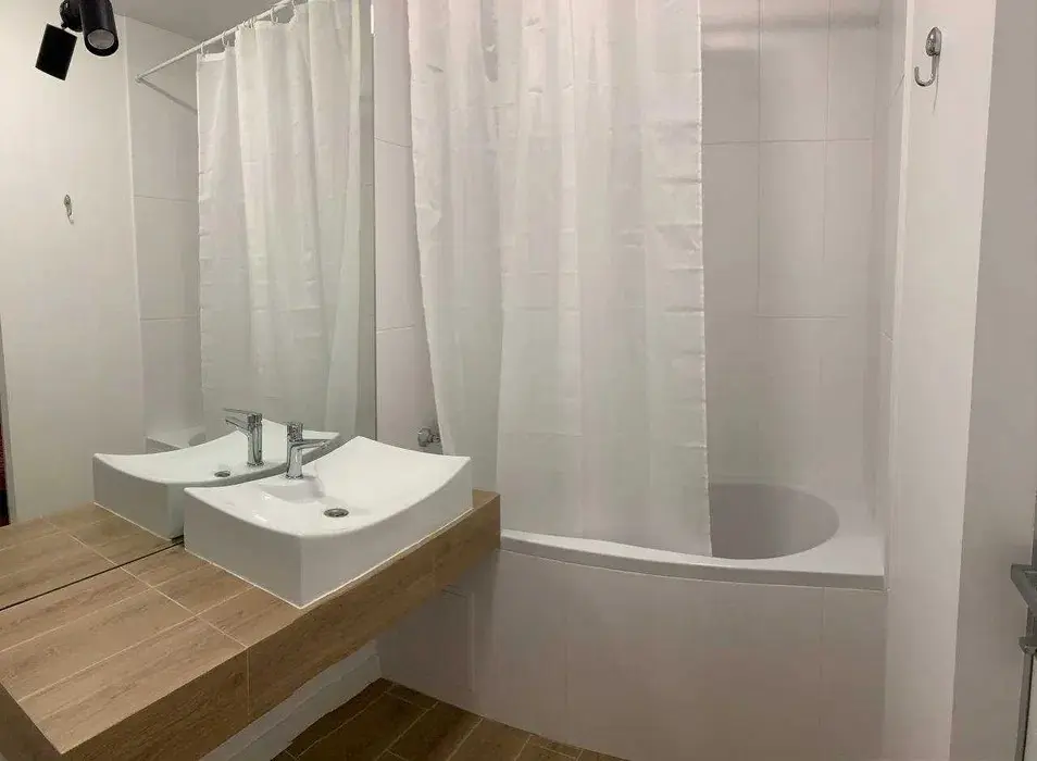 Фото Selling a 1-room apartment, 47 sq.m., Zarichna Street  Kyiv, price: 110000 $, code 8272