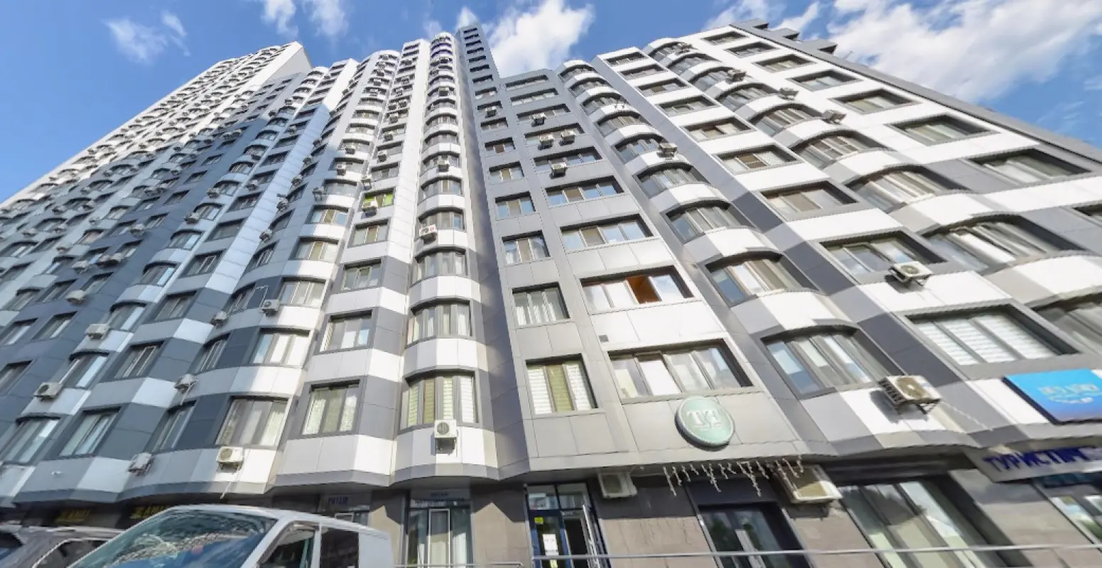 Фото Selling a 2-room apartment, 80 sq.m., Zavalna Street 10г Kyiv, price: 170000 $, code 8274
