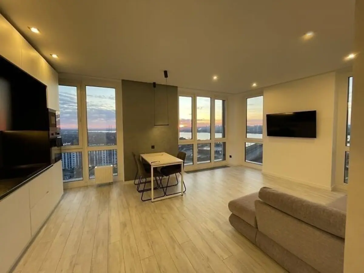 Фото Продаю 3-комнатную квартиру, 74 кв. м, Заречная ул.  Киев, цена: 205000 $, код 8275