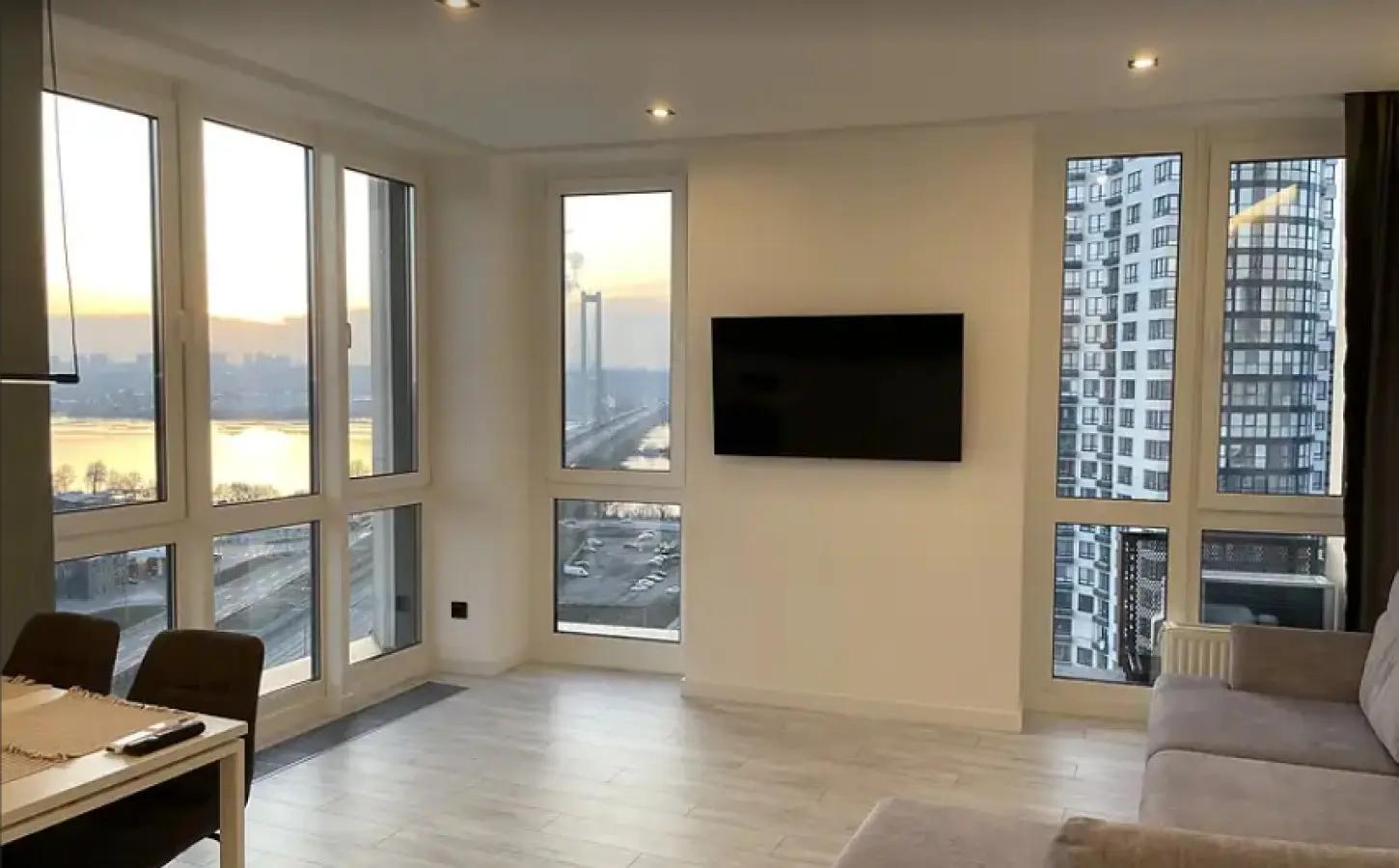 Фото Продаю 3-комнатную квартиру, 74 кв. м, Заречная ул.  Киев, цена: 205000 $, код 8275