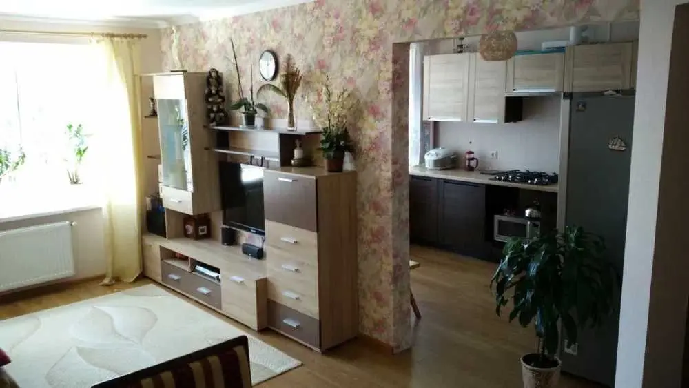 Фото Rent a 3-room apartment, Sviatoshynska Street 35а Vyshneve for long-term rent, price: 500 USD, code 8276