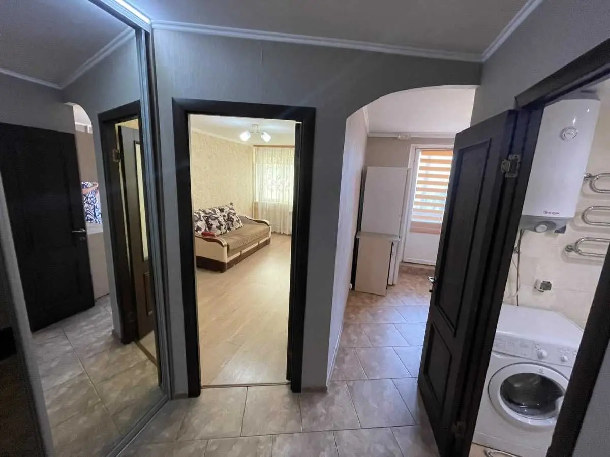 Фото Selling a 1-room apartment, 36 sq.m., Alexander Archipenko Street (Mate Zalky Street) 5а Kyiv, price: 65000 USD, code 8277