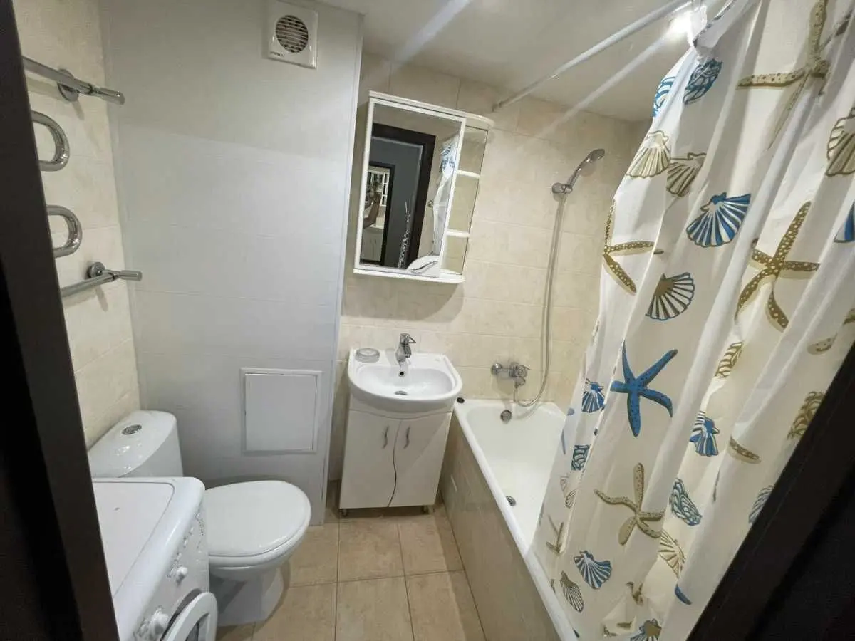 Фото Selling a 1-room apartment, 36 sq.m., Alexander Archipenko Street (Mate Zalky Street) 5а Kyiv, price: 65000 USD, code 8277