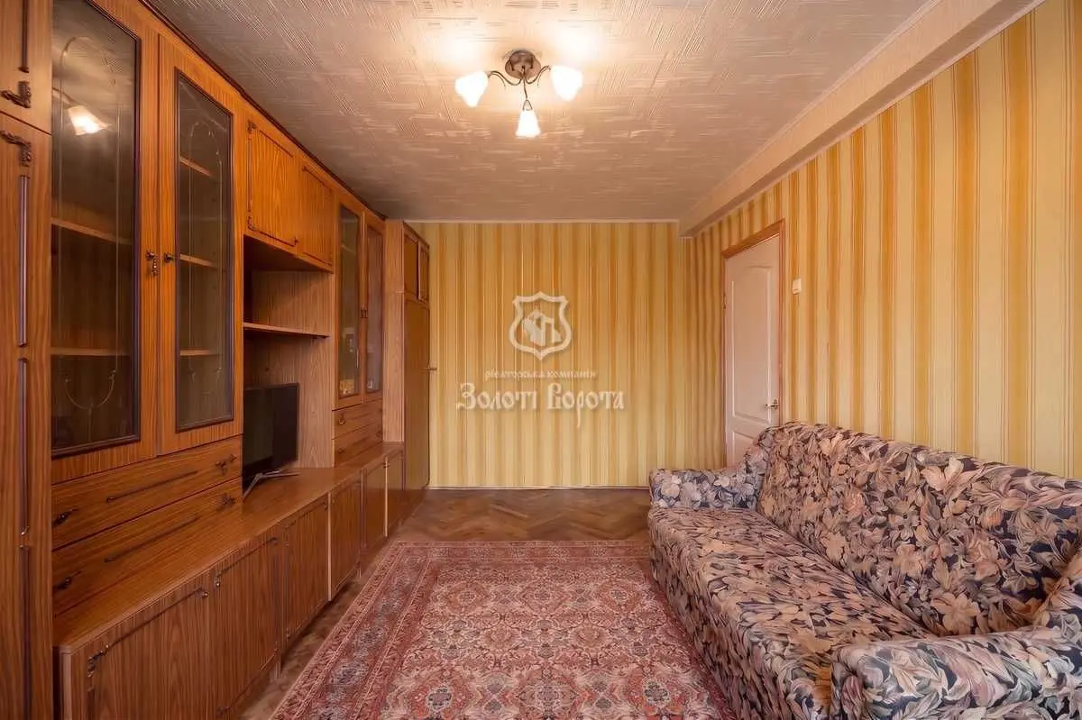 Фото Selling a 2-room apartment, 45.4 sq.m., Svitlytskoho Street 13 Kyiv, price: 54990 USD, code 8278