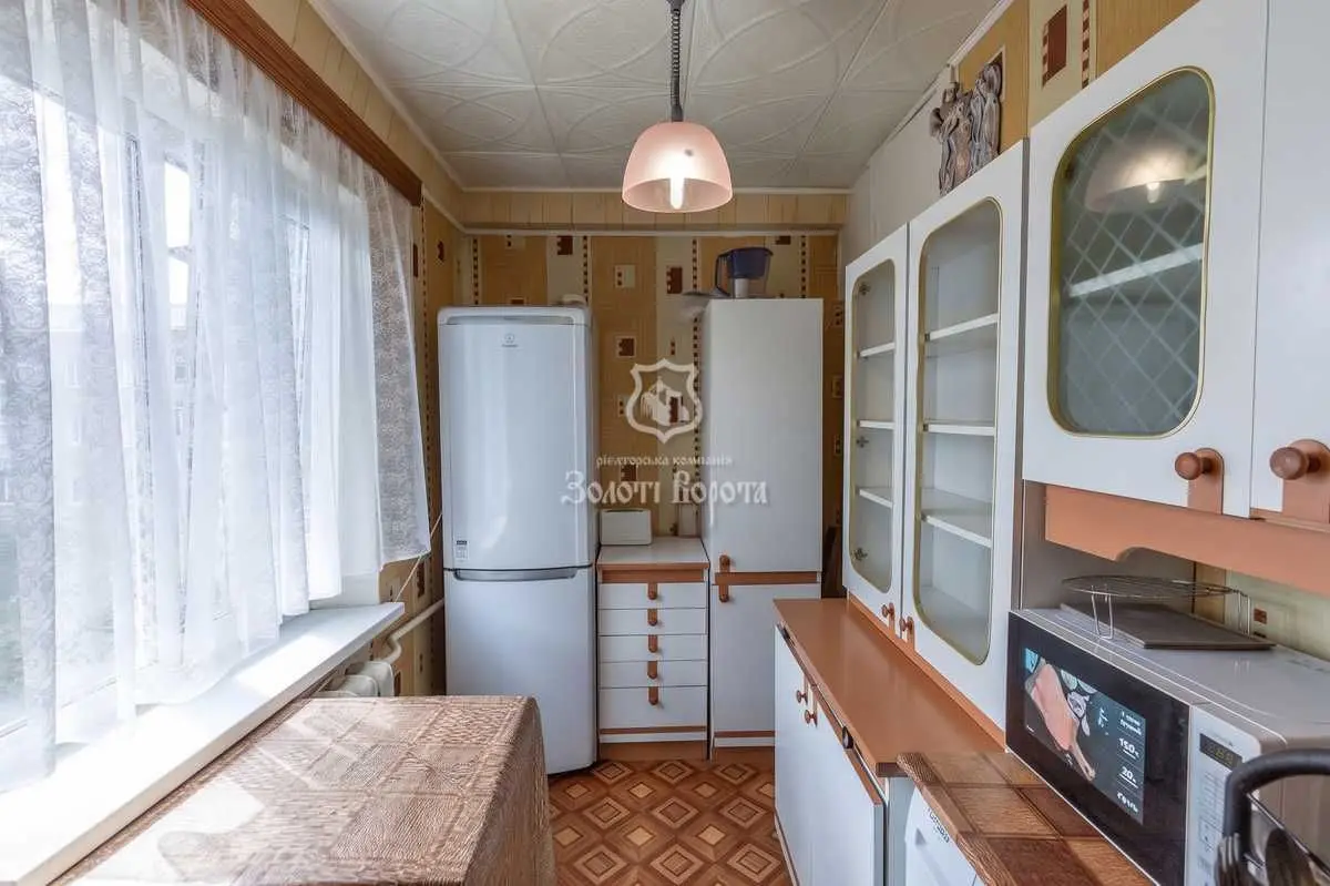 Фото Selling a 2-room apartment, 45.4 sq.m., Svitlytskoho Street 13 Kyiv, price: 54990 USD, code 8278