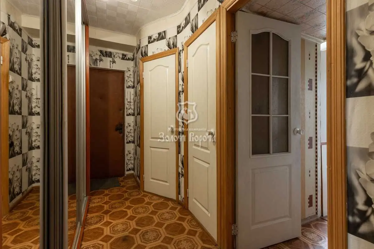 Фото Selling a 2-room apartment, 45.4 sq.m., Svitlytskoho Street 13 Kyiv, price: 54990 USD, code 8278