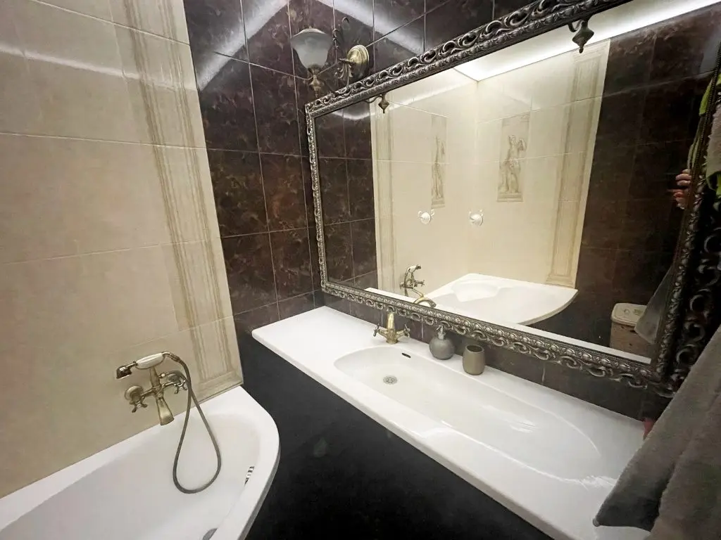 Фото Rent a 2-room apartment, Reheneratorna Street 4 к3-4 Kyiv for long-term rent, price: 32000 UAH, code 8279