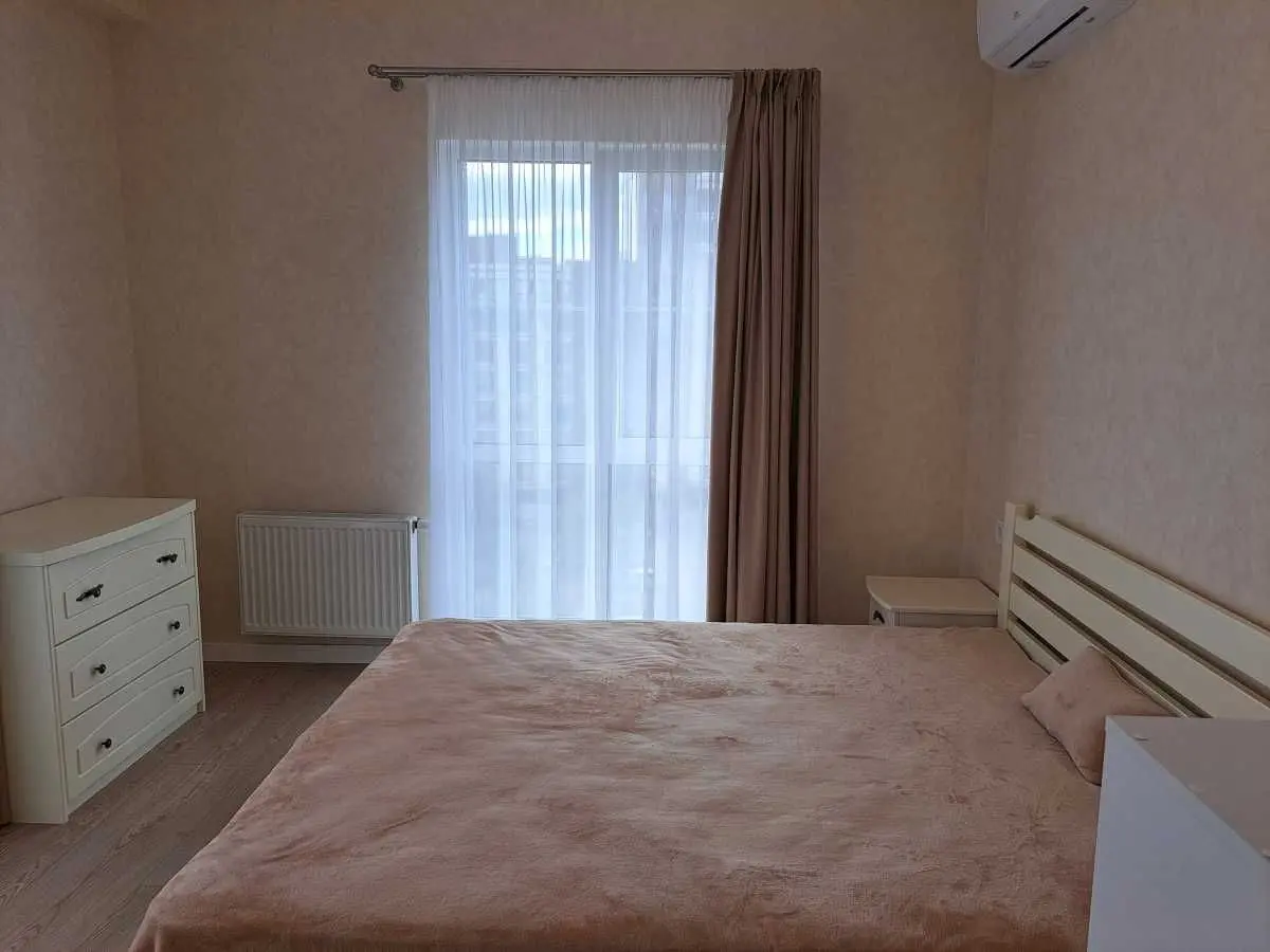 Фото Rent a 1-room apartment, Mykhaila Maksymovycha Street (Onufriia Trutenka Street)  Kyiv for long-term rent, price: 16900 UAH, code 8281