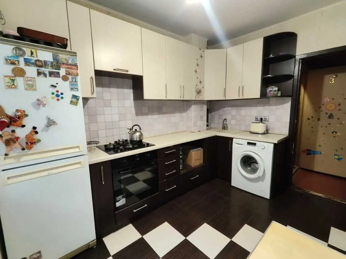 Фото Selling a 5-room apartment, 97 sq.m., Kompozytora Liatoshynskoho Street 8а Kyiv, price: 120000 USD, code 8290