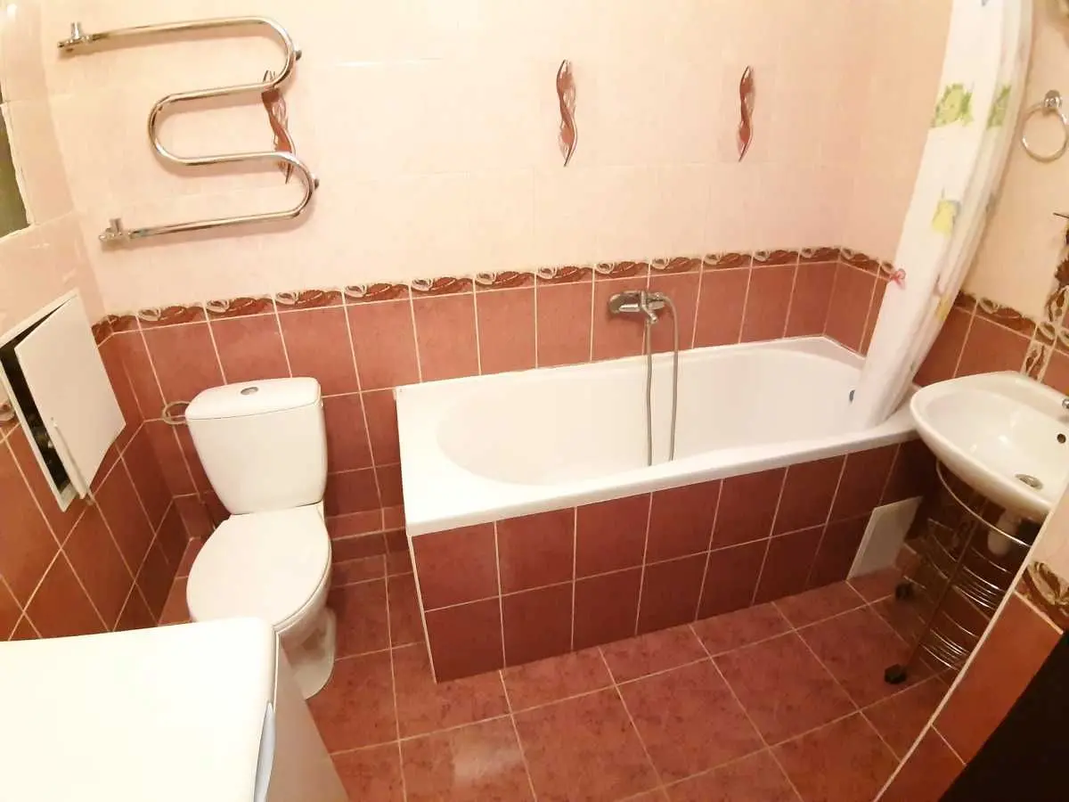 Фото Снять 1-комнатную квартиру, Петра Дорошенко ул. (Ленинская)  Киев в долгосрочную аренду, цена: 14999 UAH, код 8296