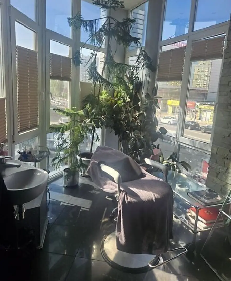 Фото Rent a retail space, Andriia Malyshka Street 4 Kyiv for long-term rent, price: 500 UAH, code 8306