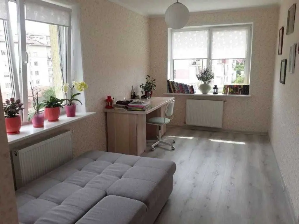 Фото Продаю 4 кімнатну квартиру, 130 кв. м, Володимира Івасюка вул.  Львів, ціна: 138000 USD, код 8307