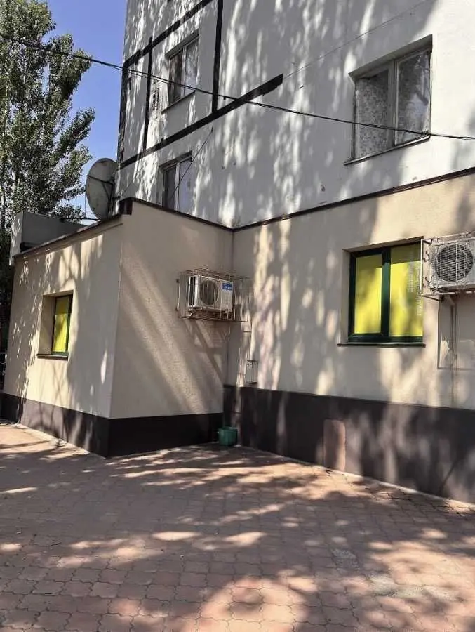 Фото Продаю офіс, 88.9 кв. м, Перемоги вул. 49 Запоріжжя, ціна: 68300 $, код 8310