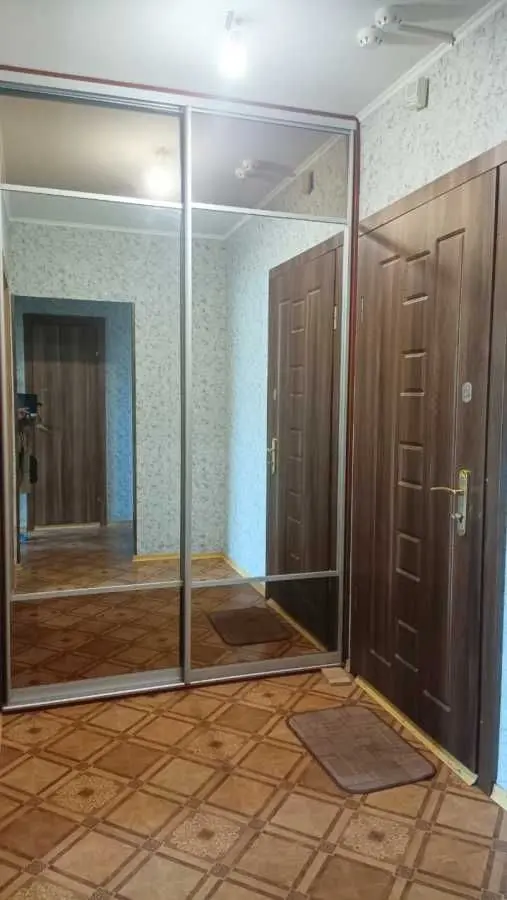 Фото Продаю 1-комнатную квартиру, 43.3 кв. м, Урловская ул.  Киев, цена: 60000 USD, код 8315
