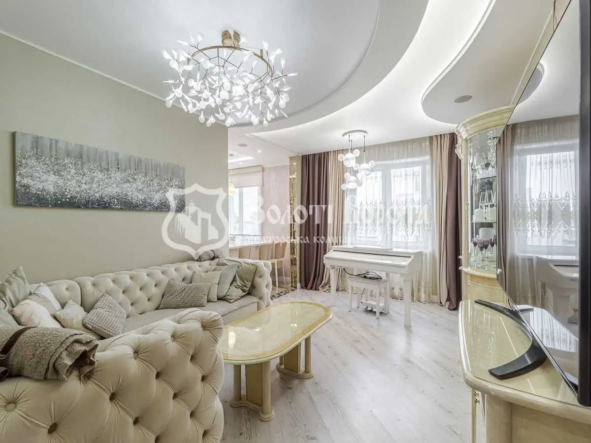 Фото Продаю 2 кімнатну квартиру, 78 кв. м, Здолбунівська вул. 13 Київ, ціна: 80000 USD, код 8317