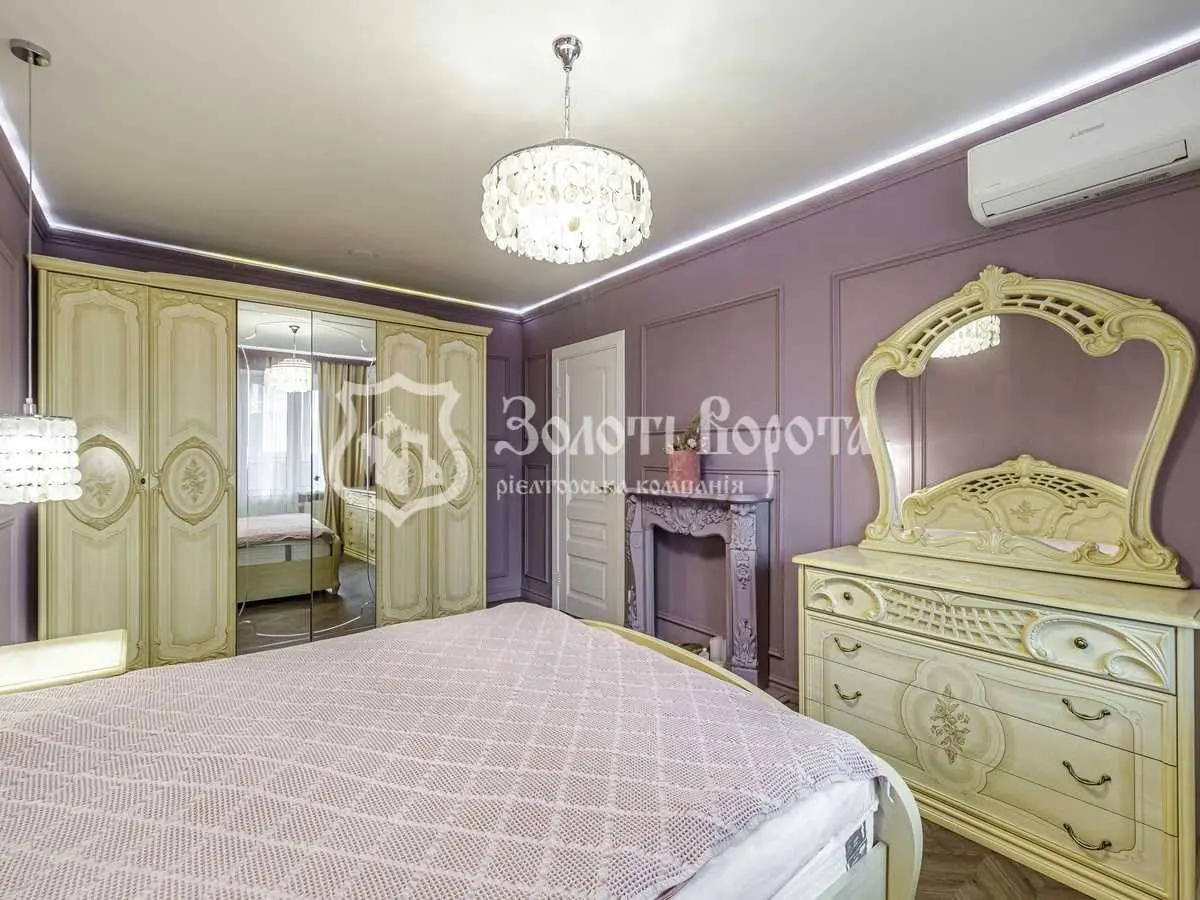 Фото Продаю 2 кімнатну квартиру, 78 кв. м, Здолбунівська вул. 13 Київ, ціна: 80000 USD, код 8317