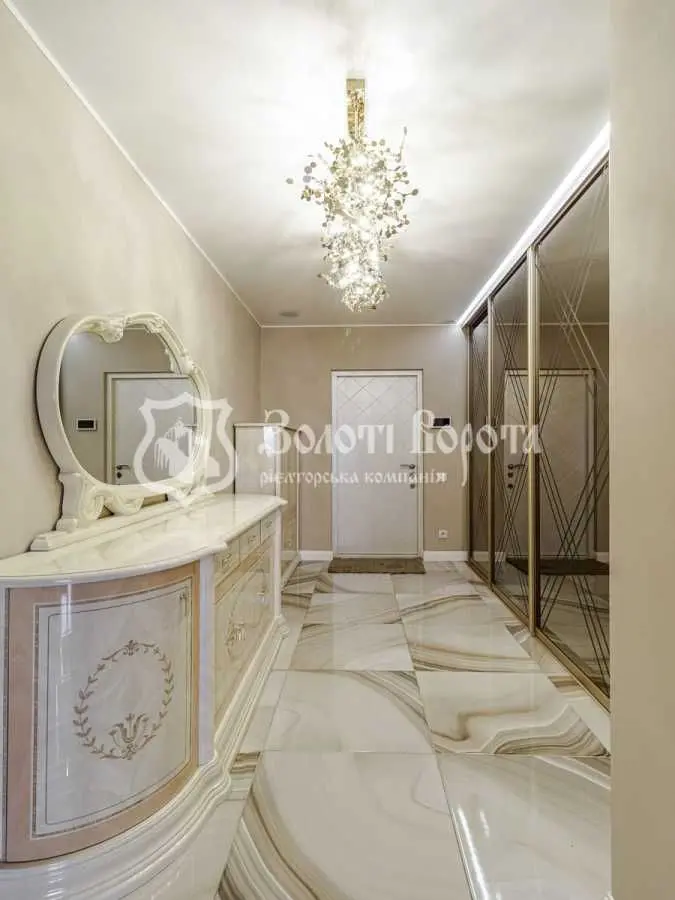 Фото Продаю 2 кімнатну квартиру, 78 кв. м, Здолбунівська вул. 13 Київ, ціна: 80000 USD, код 8317