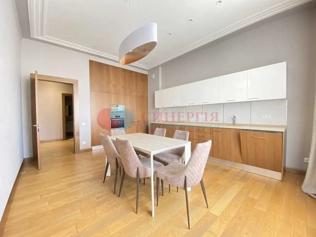 Фото Rent a 3-room apartment, Klovskyi Descent  Kyiv for long-term rent, price: 1300 USD, code 8318