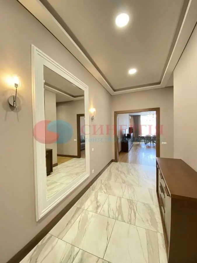 Фото Rent a 3-room apartment, Klovskyi Descent  Kyiv for long-term rent, price: 1300 USD, code 8318