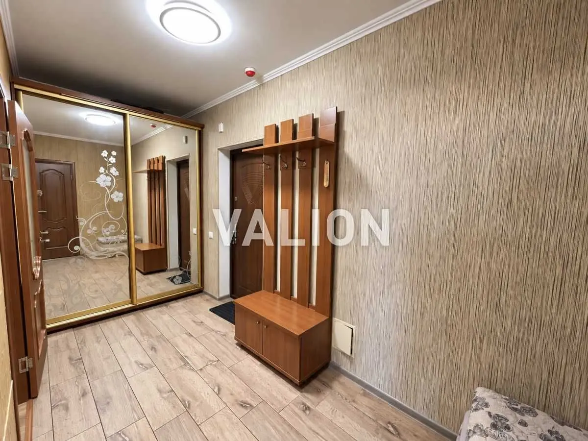 Фото Продаю 1 кімнатну квартиру, 50.1 кв. м, Юрія Іллєнка вул. (Мельникова) 51б Київ, ціна: 89500 USD, код 8320