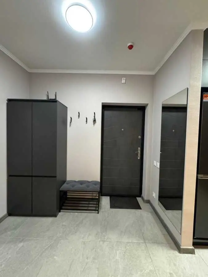 Фото Зняти 1 кімнатну квартиру, Федора Ернста вул.  Київ в довгострокову оренду, ціна: 25000 UAH, код 8323