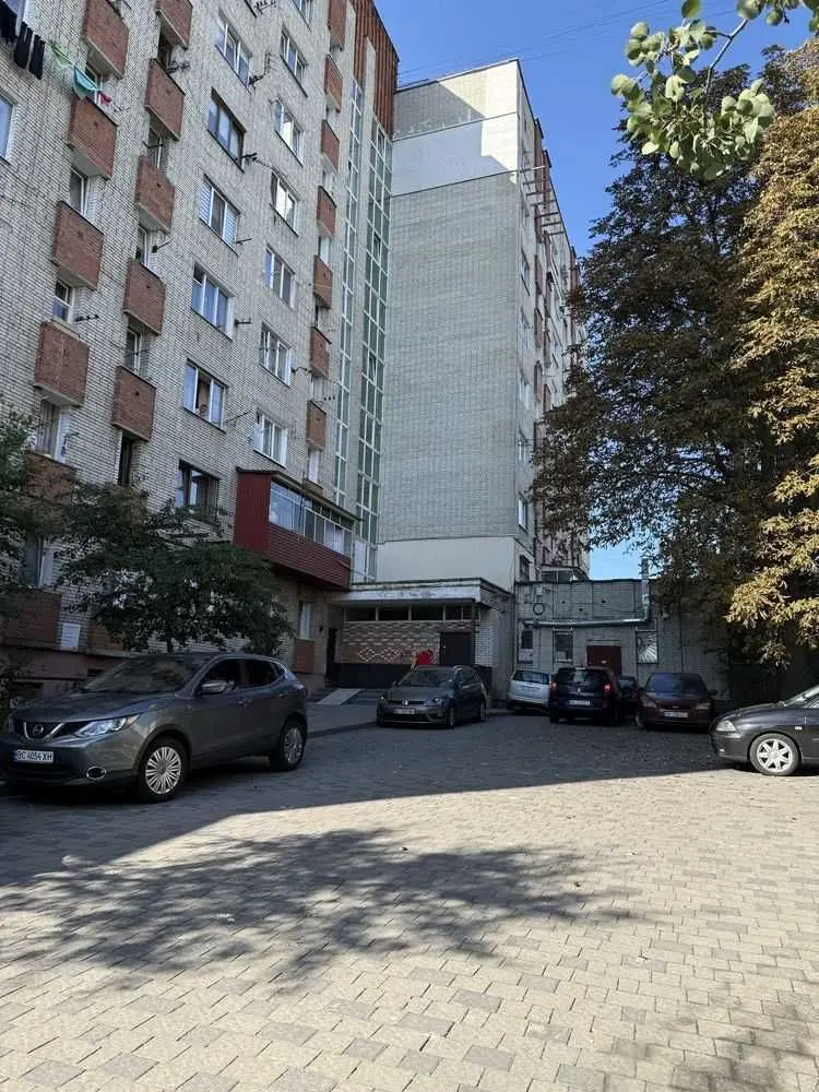 Фото Продаю 1 кімнатну квартиру, 27 кв. м, Наукова вул.  Львів, ціна: 54999 USD, код 8331