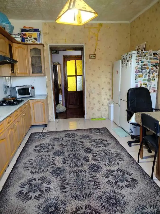 Фото Зняти 3 кімнатну квартиру, Джона Маккейна вул. (Івана Кудрі) 18 Київ в довгострокову оренду, ціна: 7000 UAH, код 8333