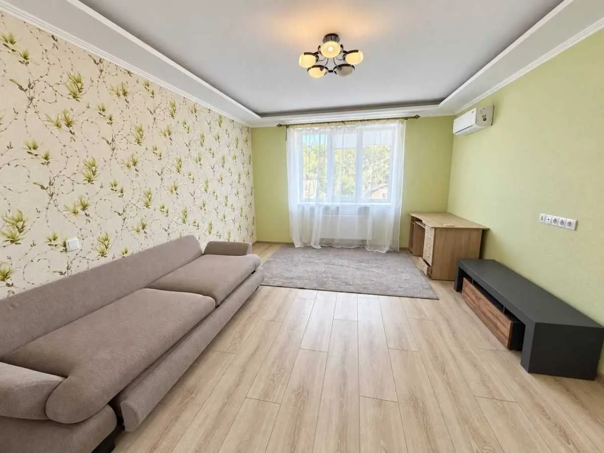 Фото Продаю 1 кімнатну квартиру, 42.2 кв. м, Котляревського вул.  Ірпінь, ціна: 65000 USD, код 8336